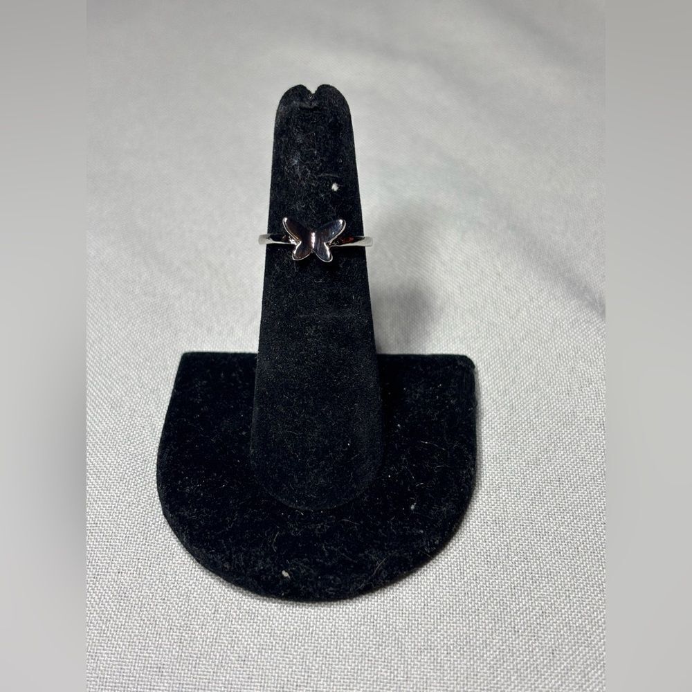 New! Butterfly Silver Tone Ring Size 5 Costume Jewelry Hypoallergenic